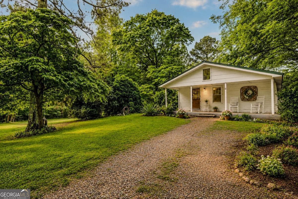 3 bedroom, 1 bathroom, 1,075 sq ft single family residence for sale at 11 Whisper Lane, Ellijay, GA 30536