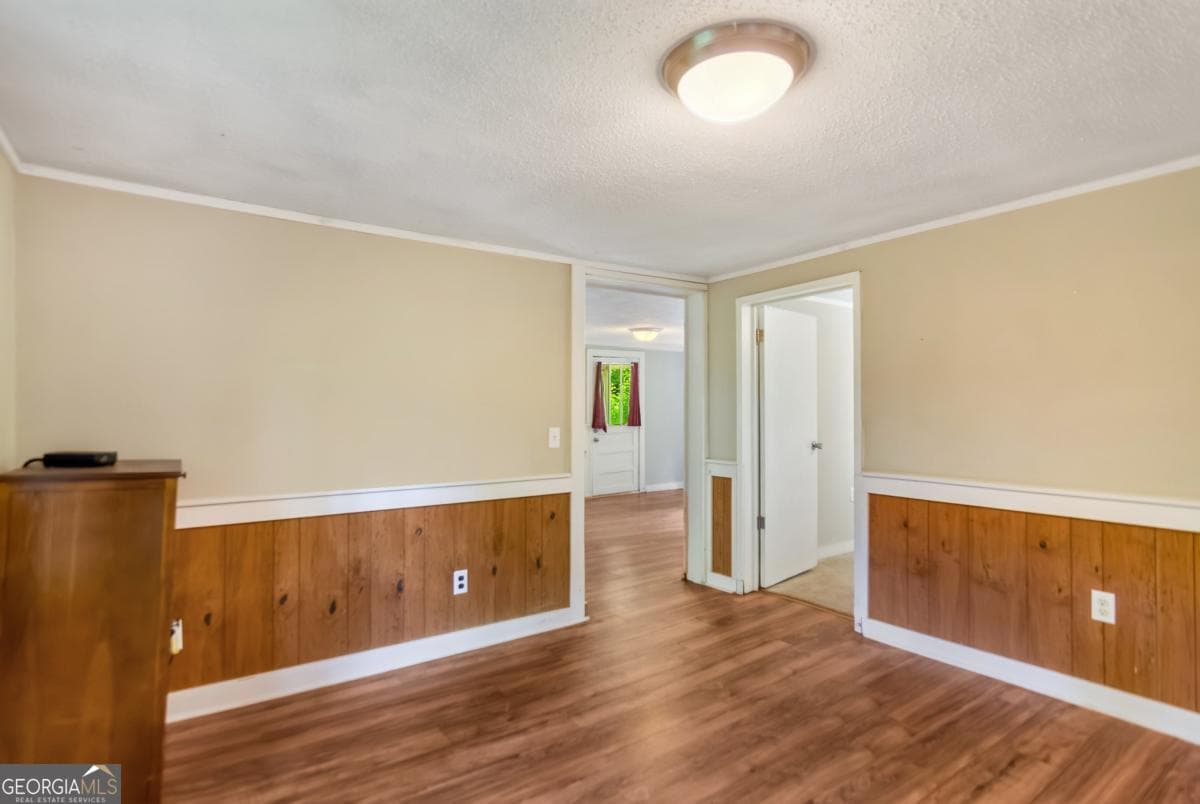 3 bedroom, 1 bathroom, 1,075 sq ft single family residence for sale at 11 Whisper Lane, Ellijay, GA 30536 — photo 4