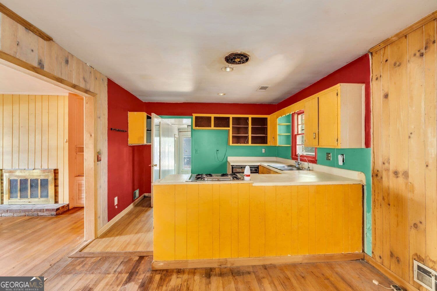 3 bedroom, 2 bathroom, 1,408 sq ft single family residence for sale at 2685 Drew Valley Road, Brookhaven, GA 30319 — photo 7