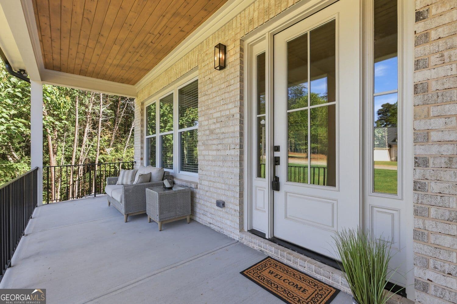 4 bedroom, 4.5 bathroom, 5,246 sq ft single family residence for sale at 418 Beachwood Drive, Cornelia, GA 30531 — photo 6