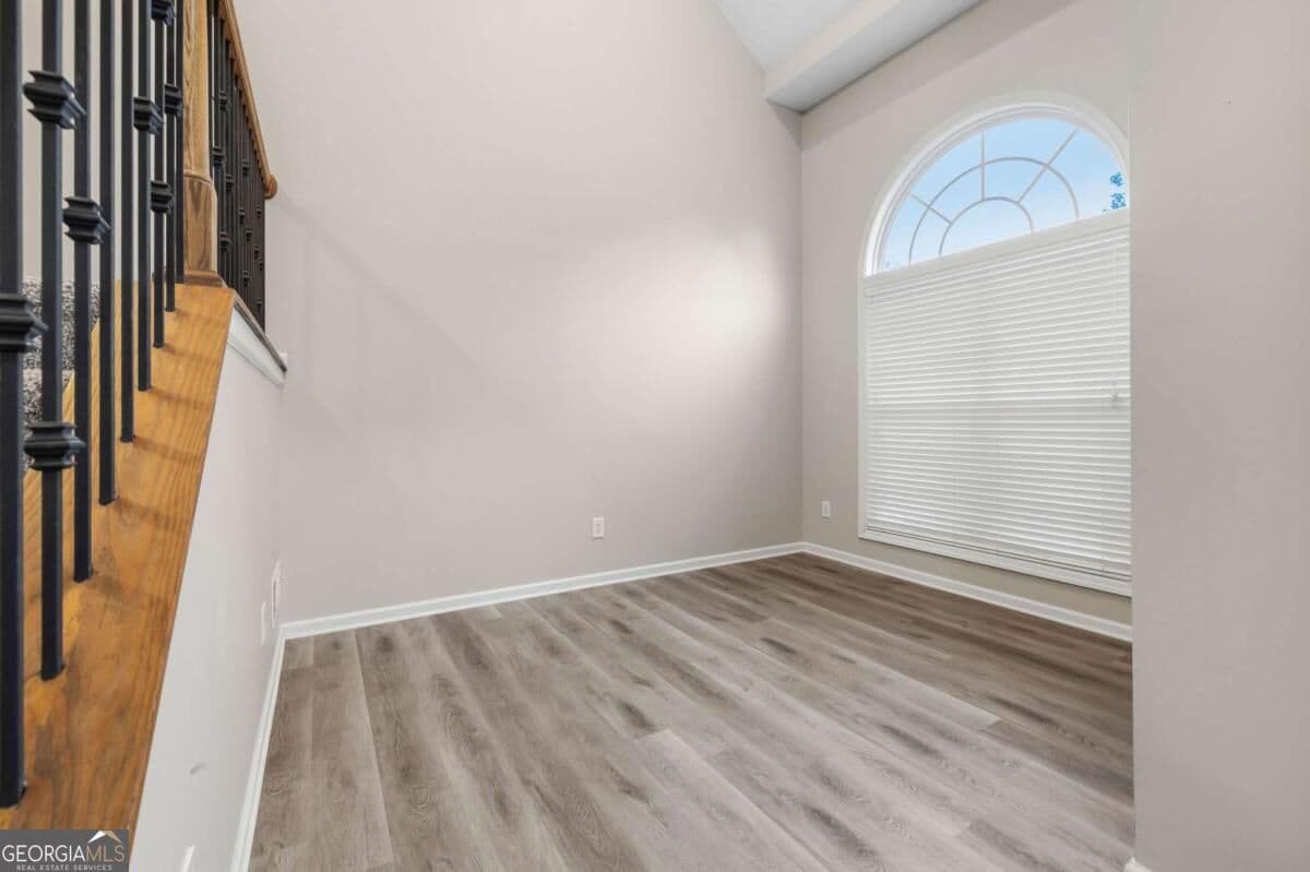 4 bedroom, 2.5 bathroom, 2,447 sq ft single family residence for sale at 2725 Marisol Way, Mcdonough, GA 30253 — photo 5