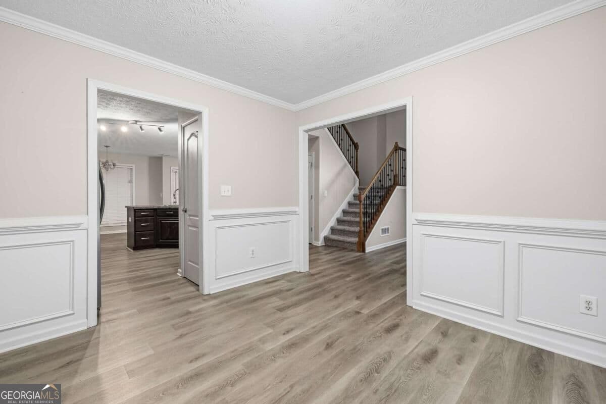 4 bedroom, 2.5 bathroom, 2,447 sq ft single family residence for sale at 2725 Marisol Way, Mcdonough, GA 30253 — photo 4