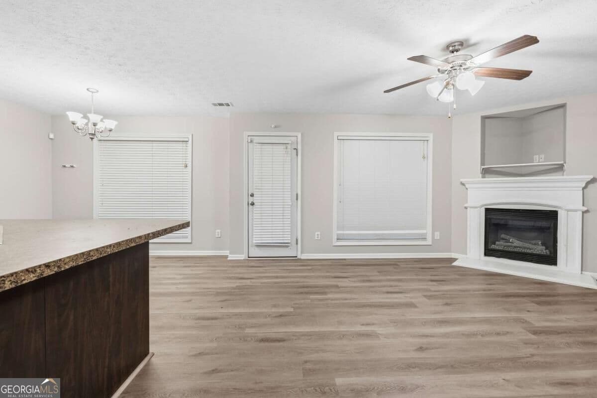 4 bedroom, 2.5 bathroom, 2,447 sq ft single family residence for sale at 2725 Marisol Way, Mcdonough, GA 30253 — photo 8