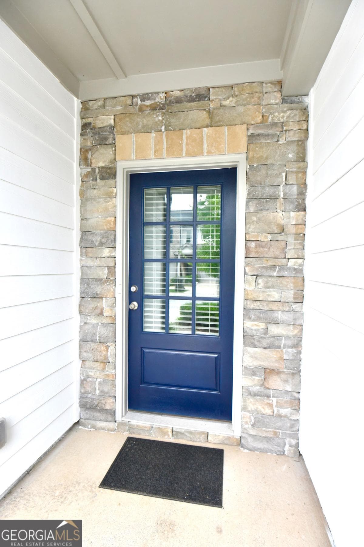 3 bedroom, 2.5 bathroom, 1,796 sq ft townhouse for sale at 1349 Cooper Springs Road, Grayson, GA 30017 — photo 3