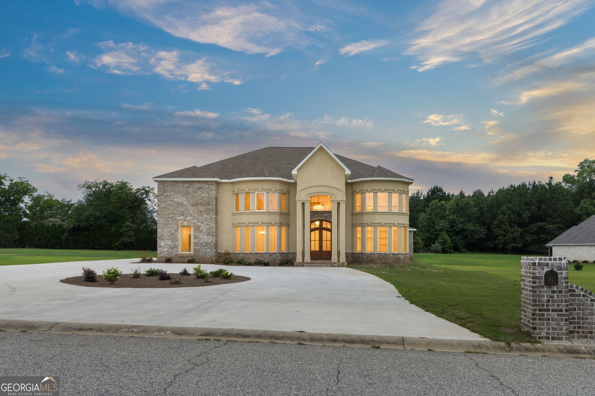 7 bedroom, 7 bathroom, 7,065 sq ft single family residence for sale at 203 Highland Park Drive, Bonaire, GA 31005 — photo 5