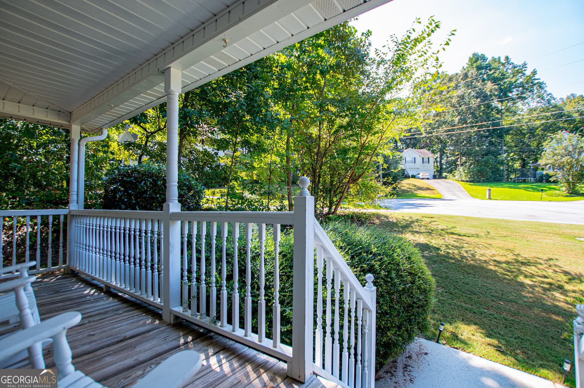 4 bedroom, 3 bathroom, 1,845 sq ft single family residence for sale at 91 Bridgewood Drive, Douglasville, GA 30134 — photo 3