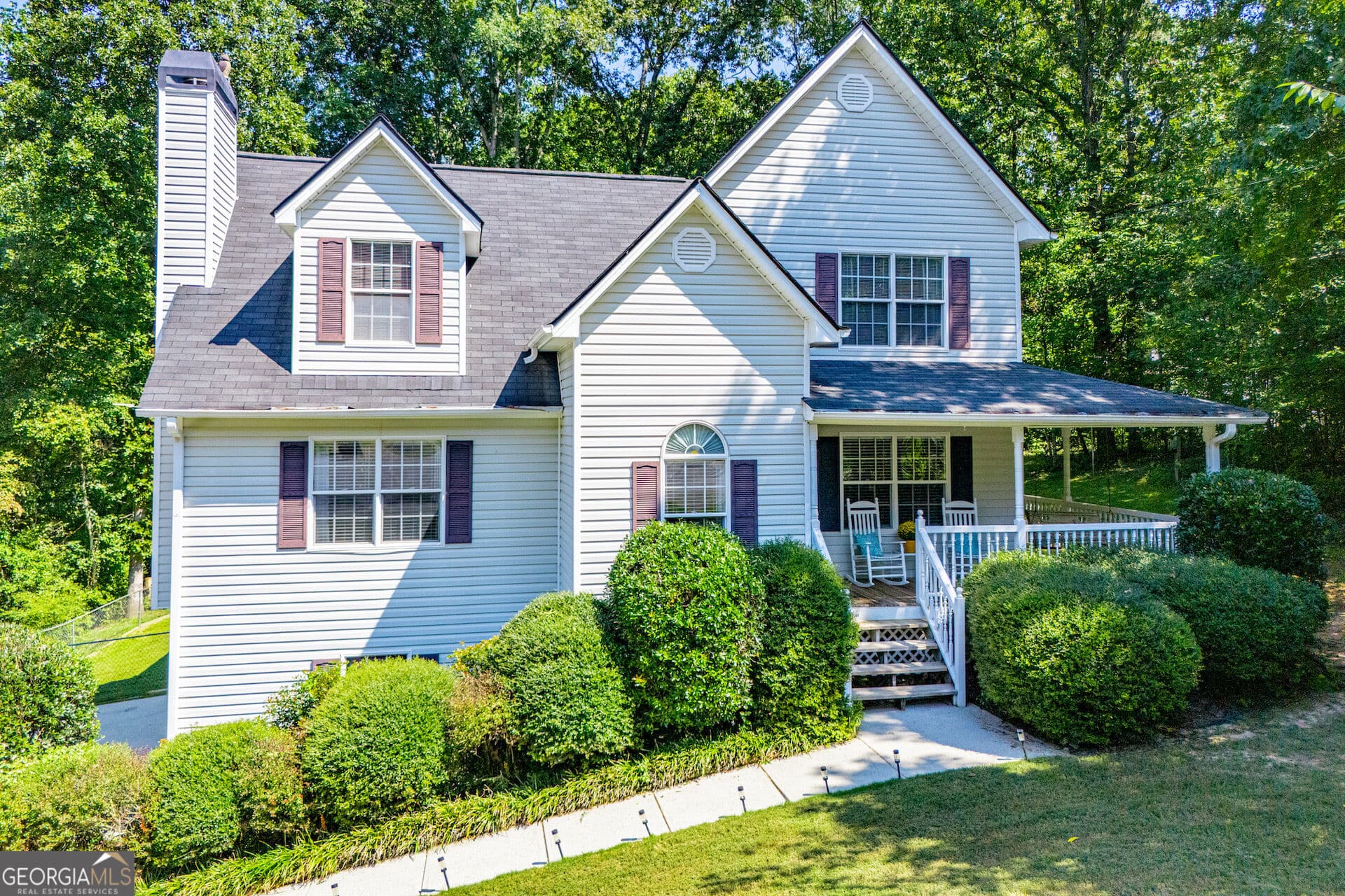 4 bedroom, 3 bathroom, 1,845 sq ft single family residence for sale at 91 Bridgewood Drive, Douglasville, GA 30134 — photo 1 of 27