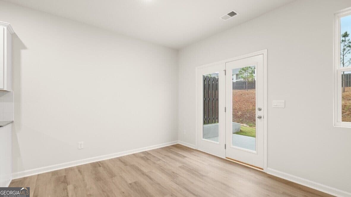 3 bedroom, 2.5 bathroom, 1,857 sq ft townhouse for sale at 2362 Carlton Parkway, Douglasville, GA 30135 — photo 9