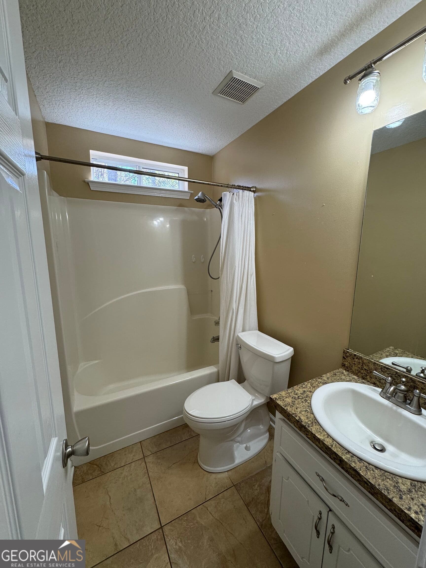 3 bedroom, 2 bathroom, 1,530 sq ft single family residence for rent at 206 Acacia Drive, Kingsland, GA 31548 for $1,995 a month — photo 10