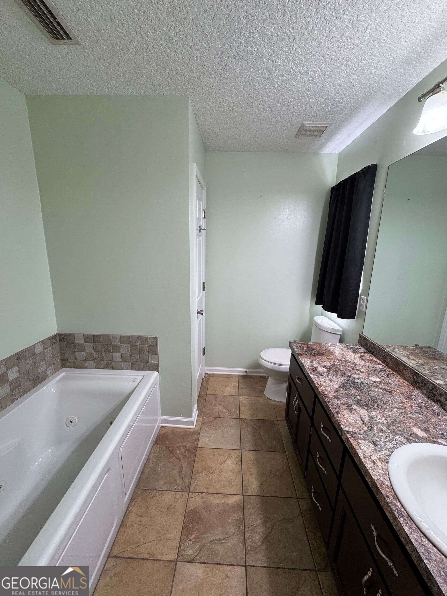 3 bedroom, 2 bathroom, 1,530 sq ft single family residence for rent at 206 Acacia Drive, Kingsland, GA 31548 for $1,995 a month — photo 8