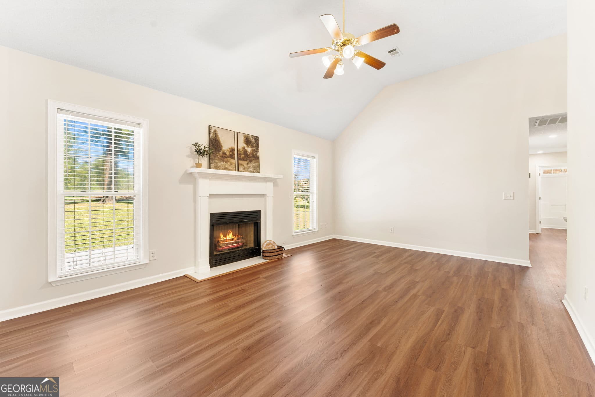3 bedroom, 2 bathroom, 1,326 sq ft single family residence for sale at 323 Links View Drive, Bonaire, GA 31005 — photo 10