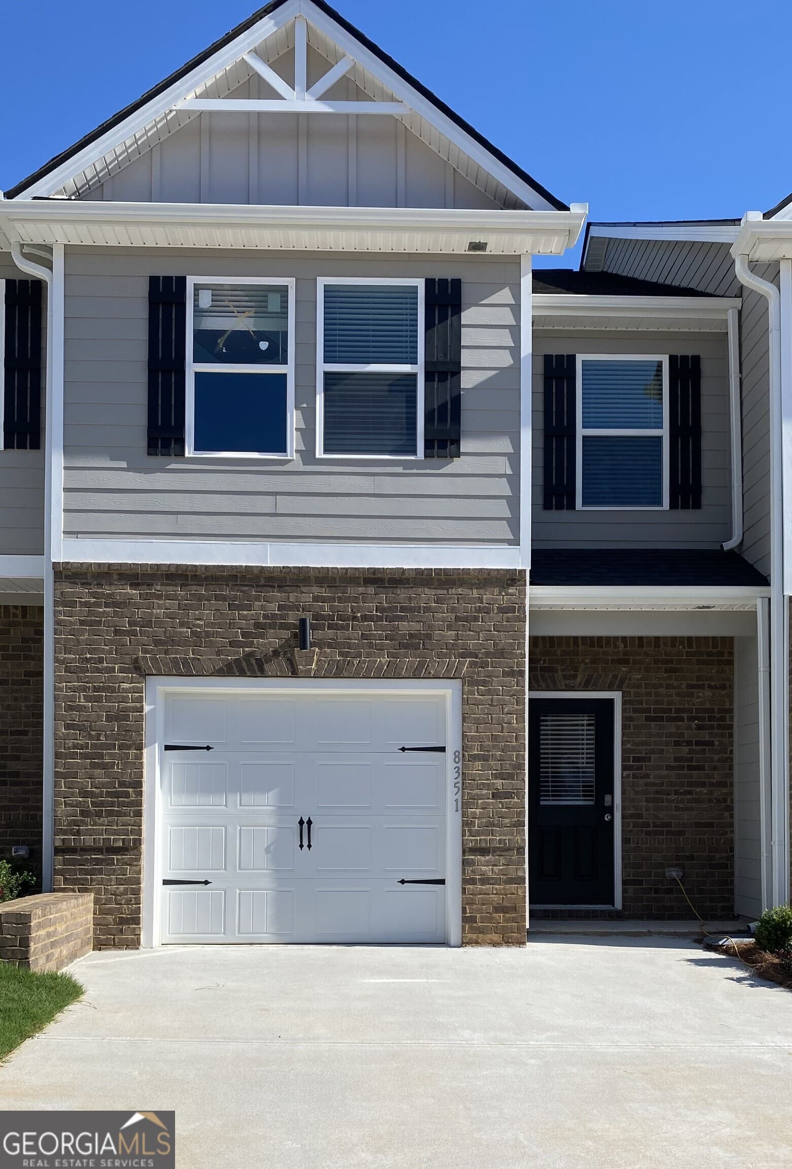 3 bedroom, 2.5 bathroom, 1,598 sq ft townhouse sold at 8341 Columbia Court, Palmetto, GA 30268