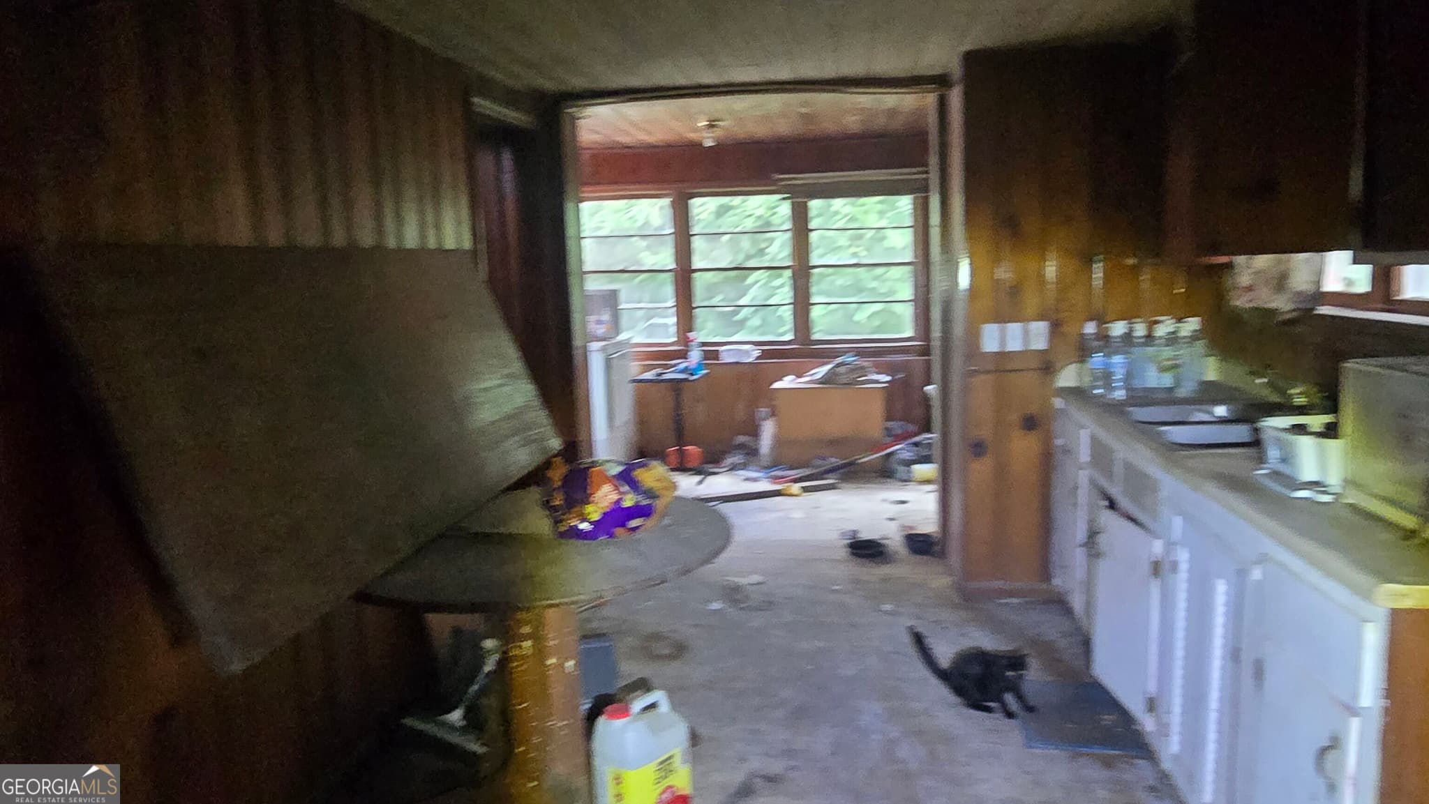 4 bedroom, 2 bathroom, 2,326 sq ft single family residence for sale at 6800 Old National Highway, South Fulton, GA 30349 — photo 8