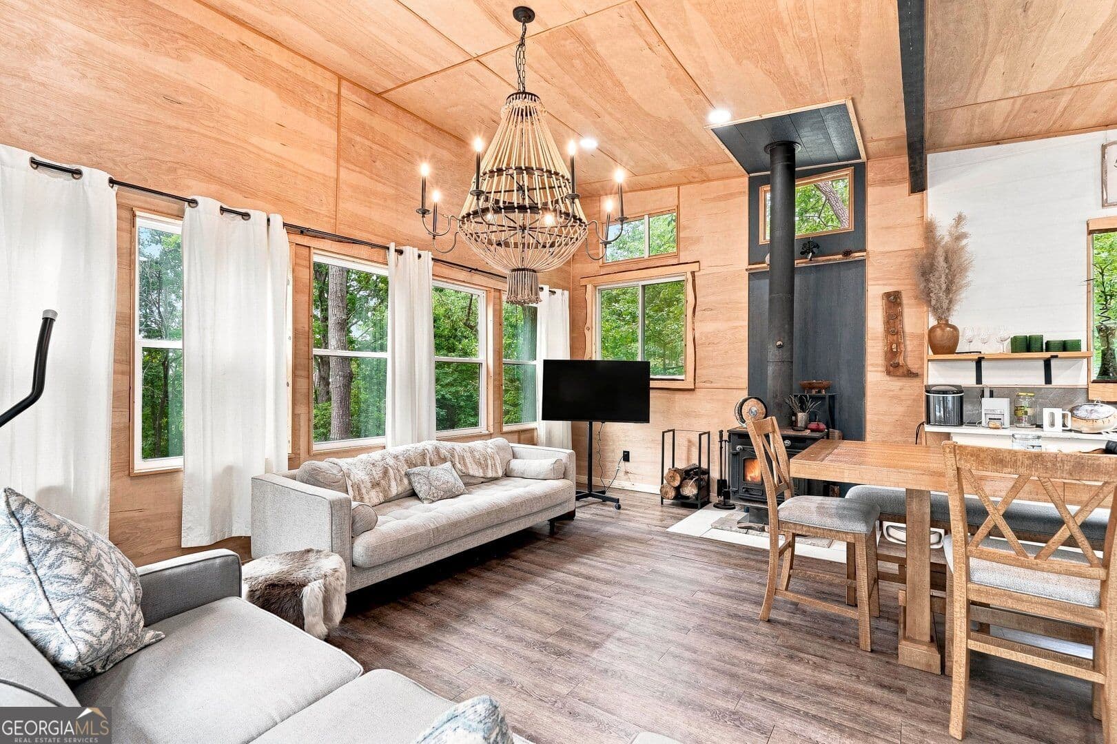 2 bedroom, 2 bathroom, 1,344 sq ft cabin,single family residence for sale at 93 Shady Lane, Cleveland, GA 30528 — photo 10