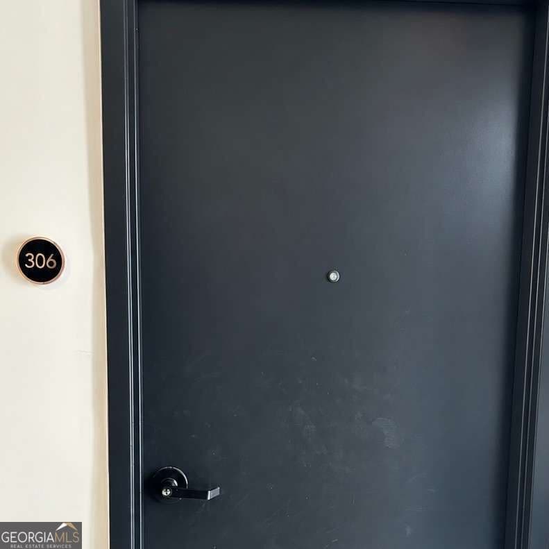 1 bedroom, 1 bathroom, 496 sq ft condominium for sale at 1805 Harvard Avenue 306, College Park, GA 30337 — photo 2