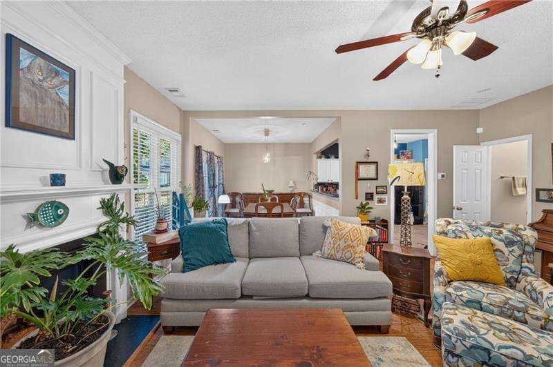3 bedroom, 2.5 bathroom, 1,776 sq ft townhouse for sale at 151 Regent Place, Woodstock, GA 30188 — photo 6