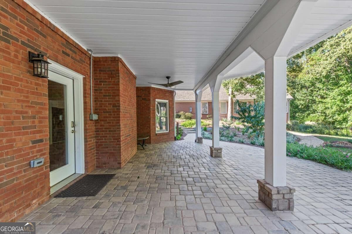 7 bedroom, 5 bathroom, 5,645 sq ft single family residence for sale at 3415 Greenside Court, Dacula, GA 30019 — photo 7