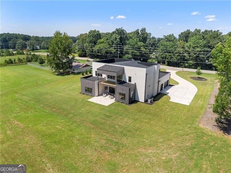 6 bedroom, 4.5 bathroom, 5,600 sq ft single family residence for sale at 360 Campground Road, Mcdonough, GA 30253 — photo 4
