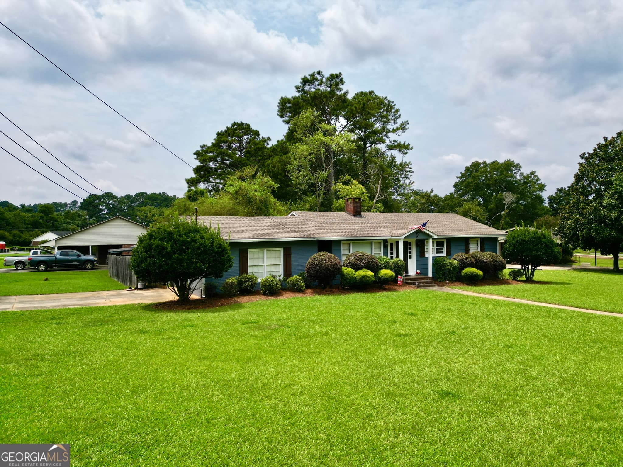 3 bedroom, 1.5 bathroom, 1,680 sq ft single family residence for sale at 101 Beech Creek Drive, Rome, GA 30165 — photo 3