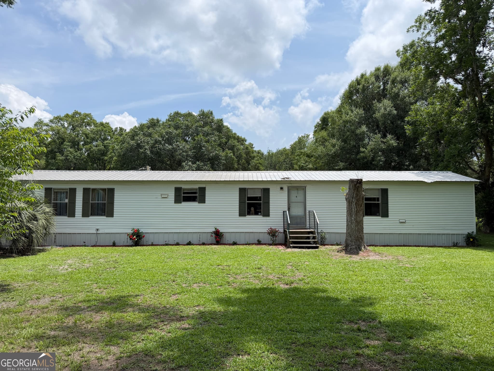 3 bedroom, 2 bathroom, 1,216 sq ft manufactured home,single family residence sold at 3547 Chapel Lane, Blackshear, GA 31516