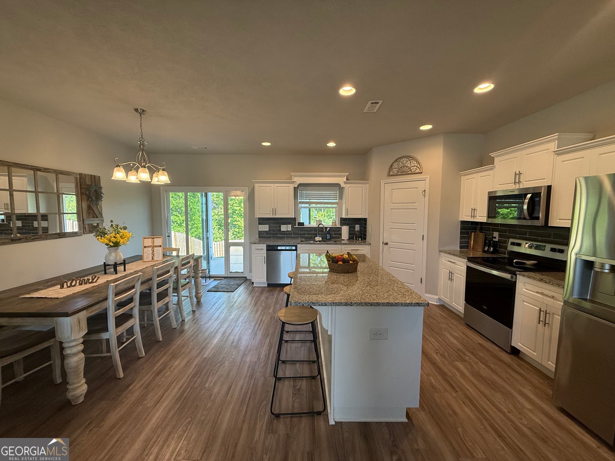 5 bedroom, 3.5 bathroom, 2,832 sq ft single family residence for sale at 136 Pebble Lane, Harlem, GA 30814 — photo 6