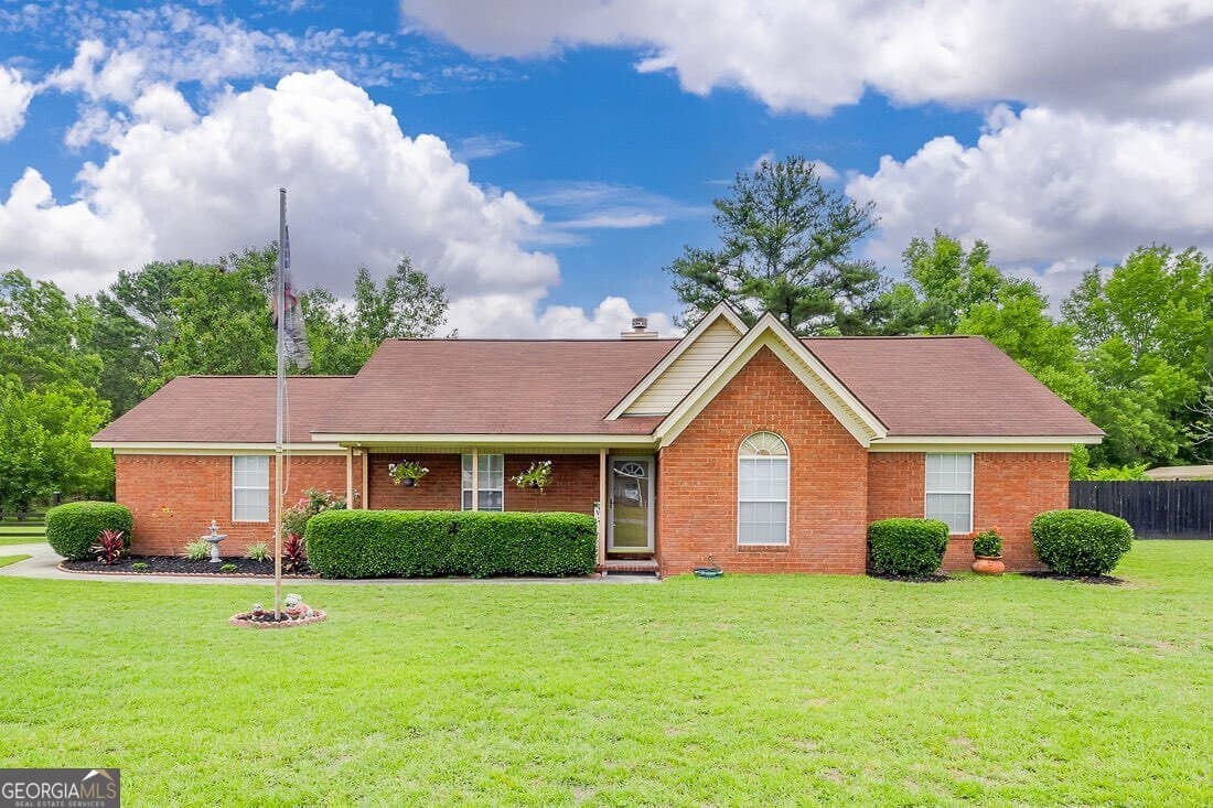 2 bedroom, 2 bathroom, 1,203 sq ft single family residence for sale at 39 Del A Rae Circle, Guyton, GA 31312 — photo 2
