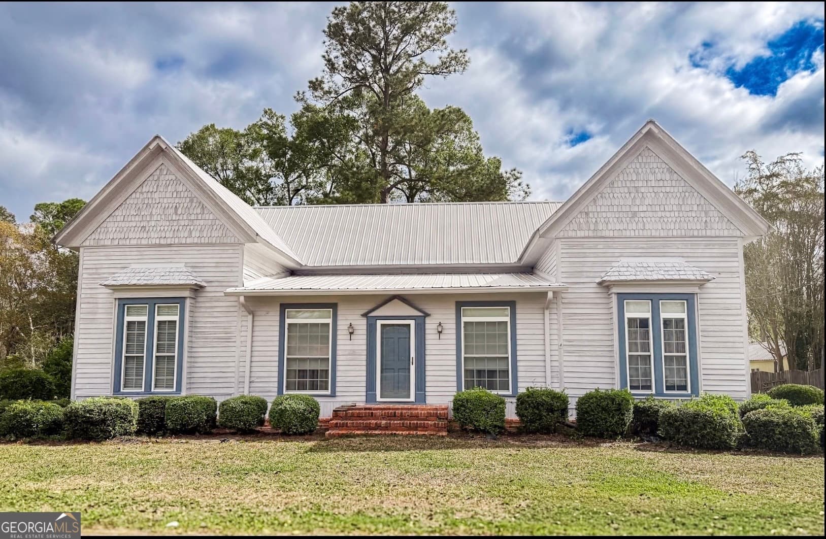 3 bedroom, 1 bathroom, 2,084 sq ft single family residence sold at 211 Railroad Street, Garfield, GA 30425