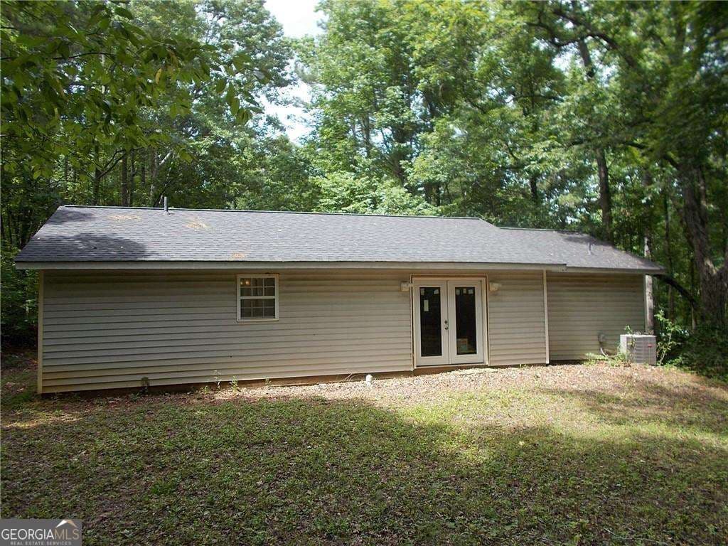1 bedroom, 1.5 bathroom, 912 sq ft single family residence for sale at 434 Old Jones Road, Whitesburg, GA 30185 — photo 2