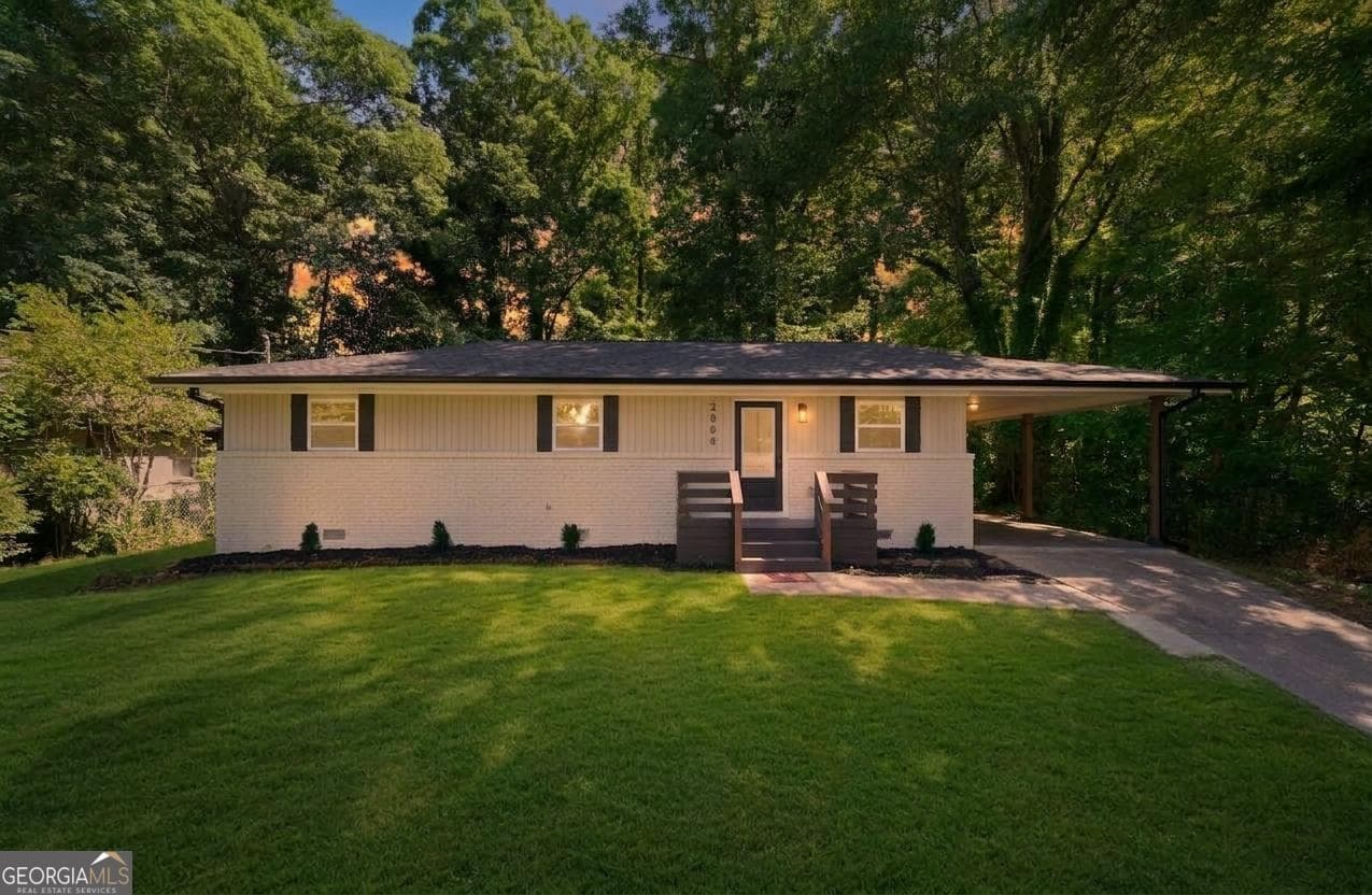 3 bedroom, 2 bathroom, 1,100 sq ft single family residence sold at 2866 Lancaster Drive, East Point, GA 30344