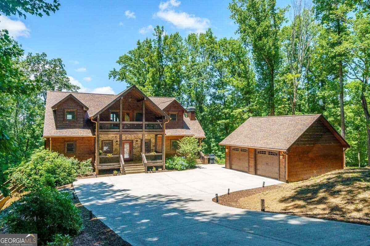 4 bedroom, 5 bathroom, 4,816 sq ft cabin,single family residence for sale at 1252 Mountainside Parkway, Ellijay, GA 30536 — photo 3