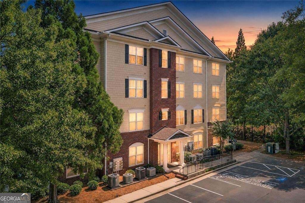 3 bedroom, 2 bathroom, 1,508 sq ft condominium for sale at 1955 Nocturne Drive 3201, Alpharetta, GA 30009 — photo 3