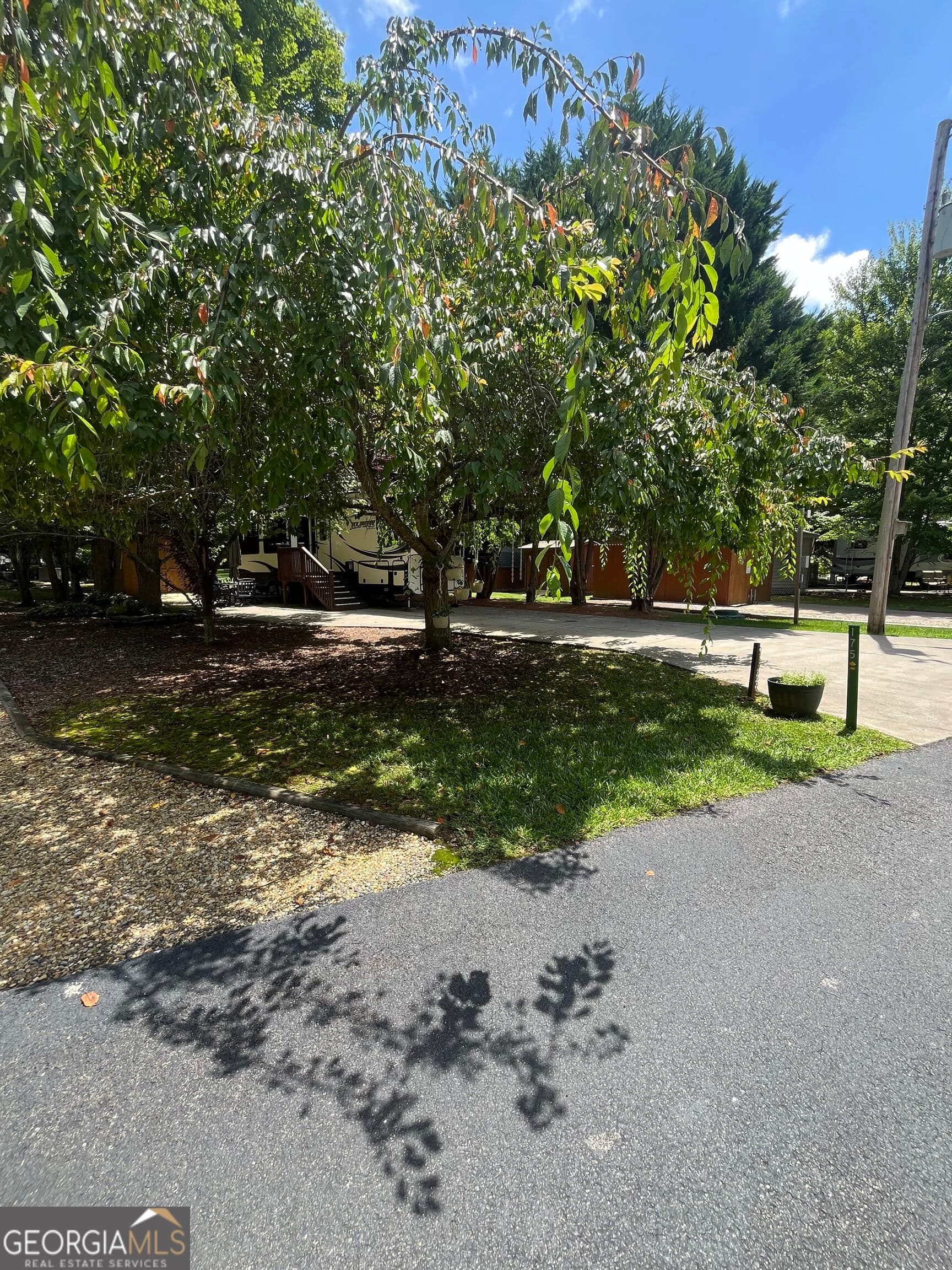 1 bedroom, 1 bathroom single family residence for sale at 175 Choestoe Falls Circle, Blairsville, GA 30512 — photo 7