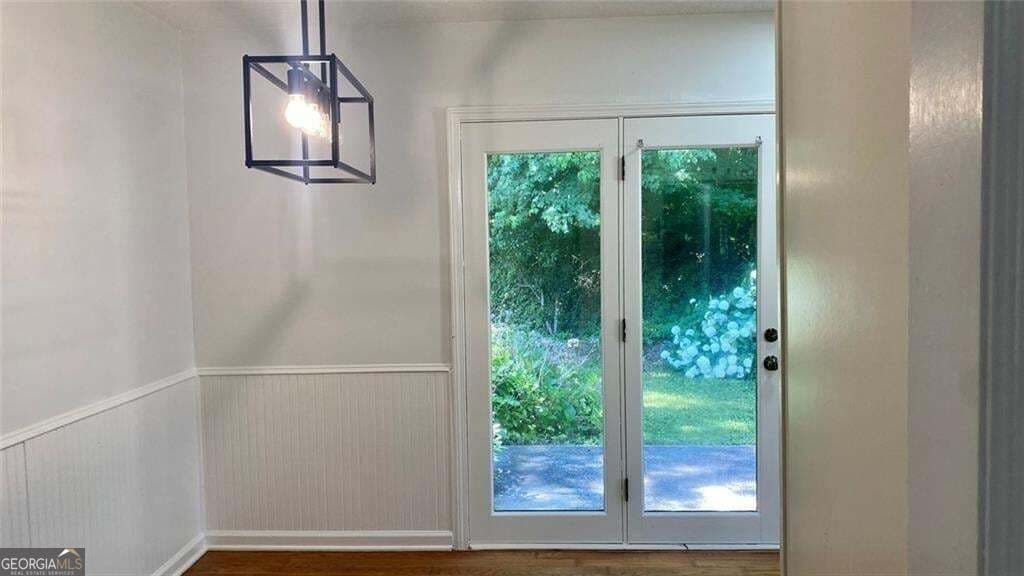 3 bedroom, 2 bathroom, 2,592 sq ft single family residence for rent at 1807 Merry Oak Road, Marietta, GA 30008 for $1,900 a month — photo 9