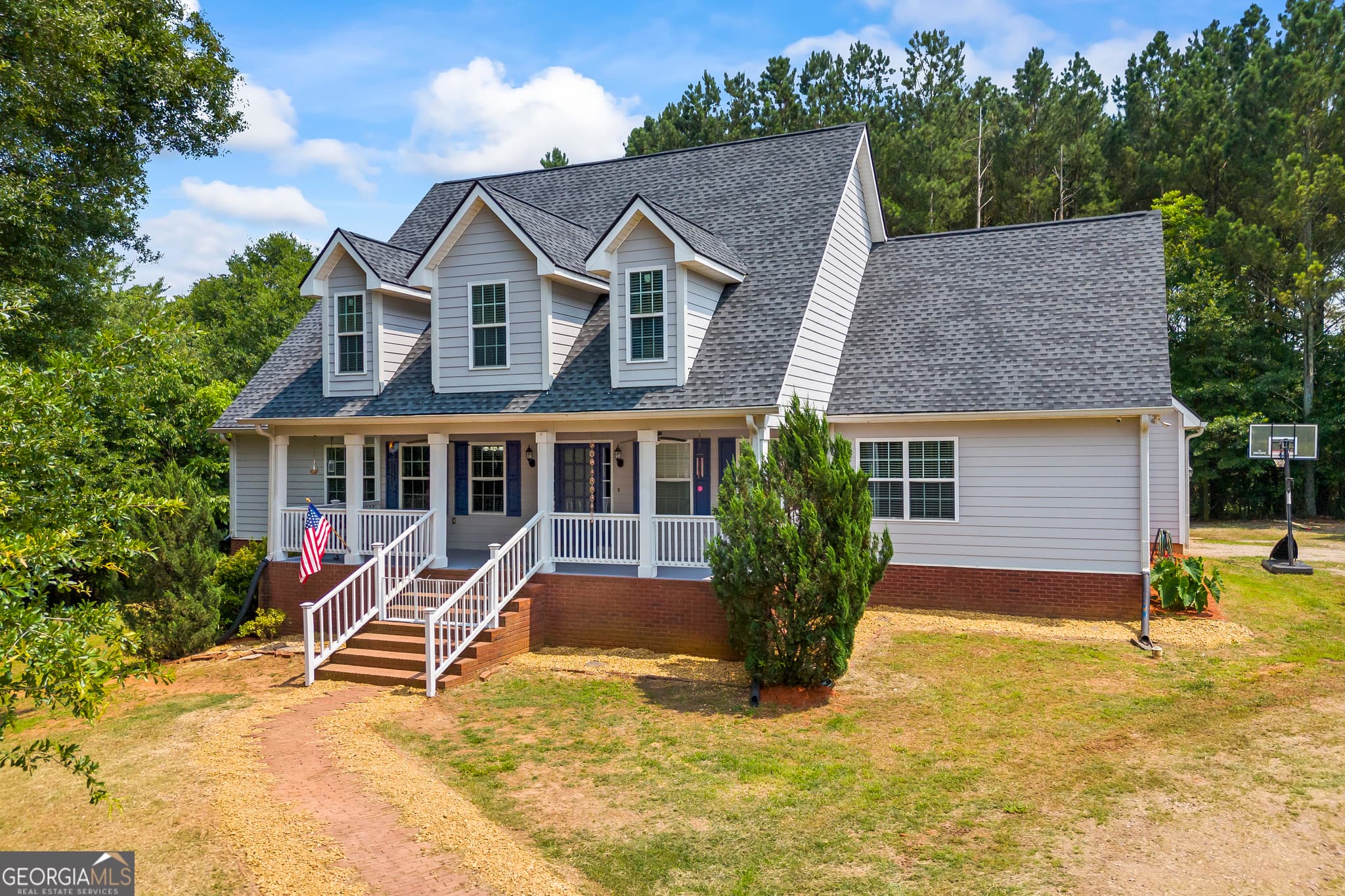 3 bedroom, 2.5 bathroom, 3,112 sq ft single family residence for sale at 136 Wedgewood Drive, Danielsville, GA 30633 — photo 1 of 46