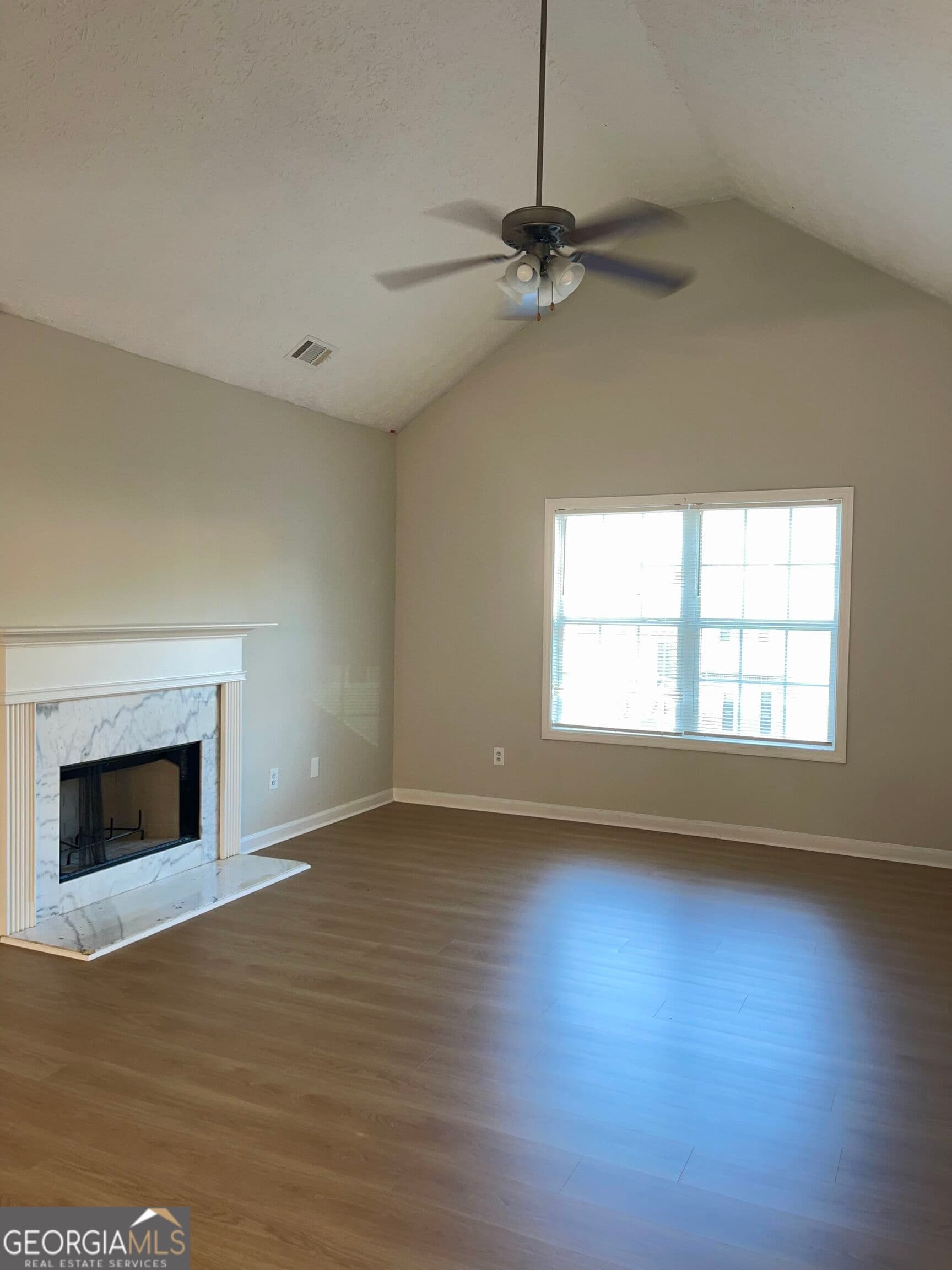 4 bedroom, 3 bathroom, 2,433 sq ft single family residence for rent at 8262 Parkwood Place, Jonesboro, GA 30238 for $1,950 a month — photo 2