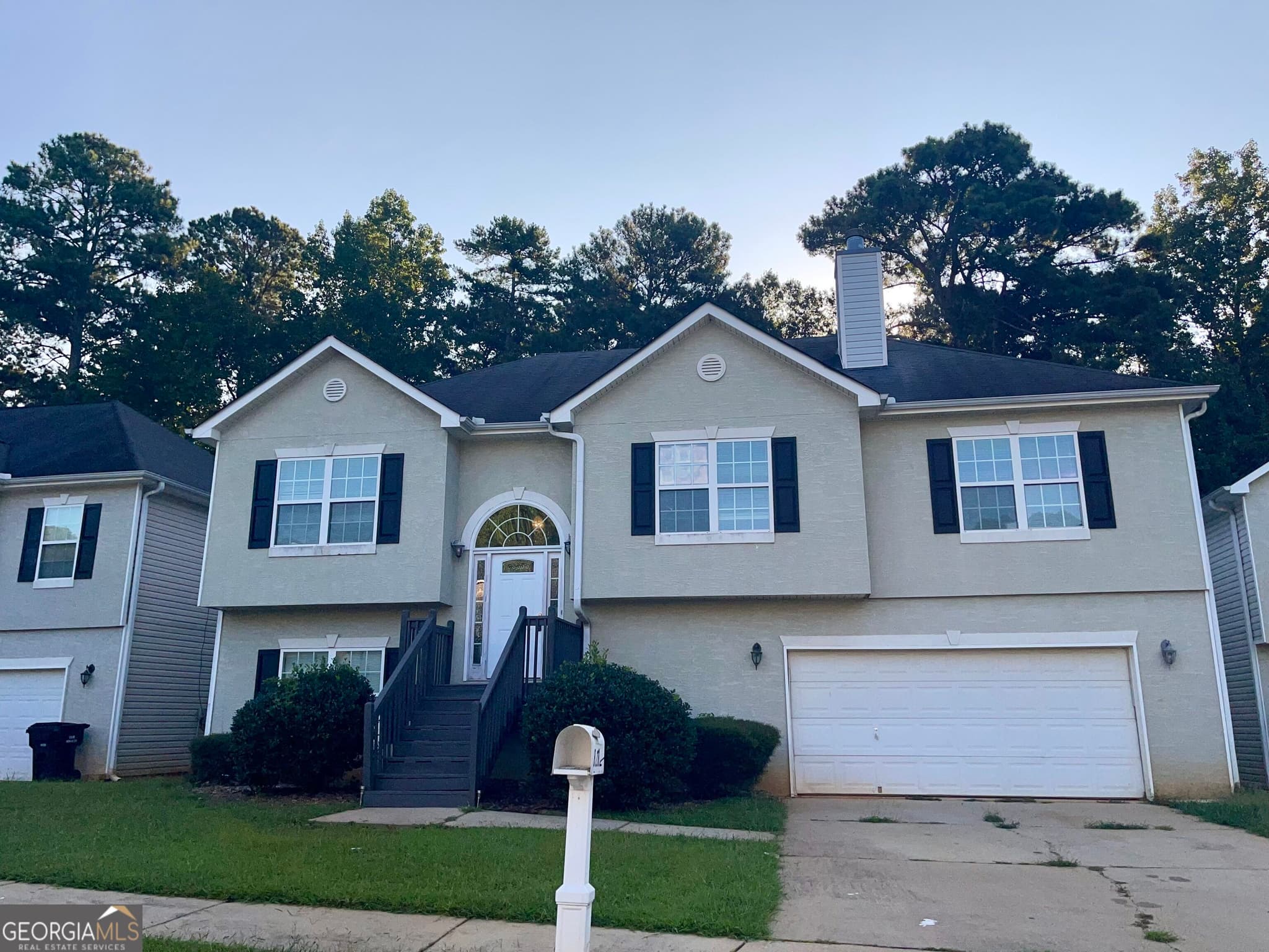 4 bedroom, 3 bathroom, 2,433 sq ft single family residence for rent at 8262 Parkwood Place, Jonesboro, GA 30238 for $1,950 a month — photo 1 of 16