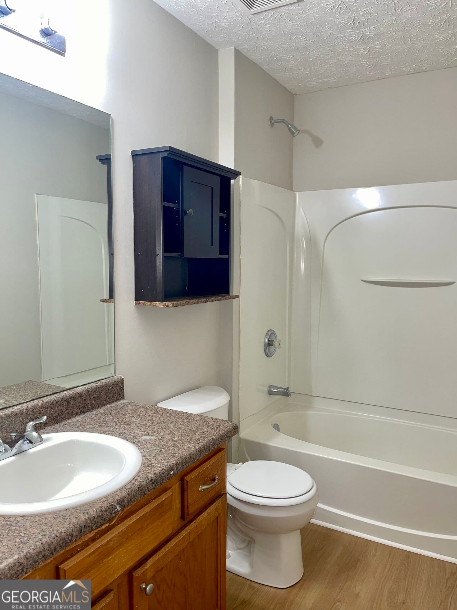 4 bedroom, 3 bathroom, 2,433 sq ft single family residence for rent at 8262 Parkwood Place, Jonesboro, GA 30238 for $1,950 a month — photo 10