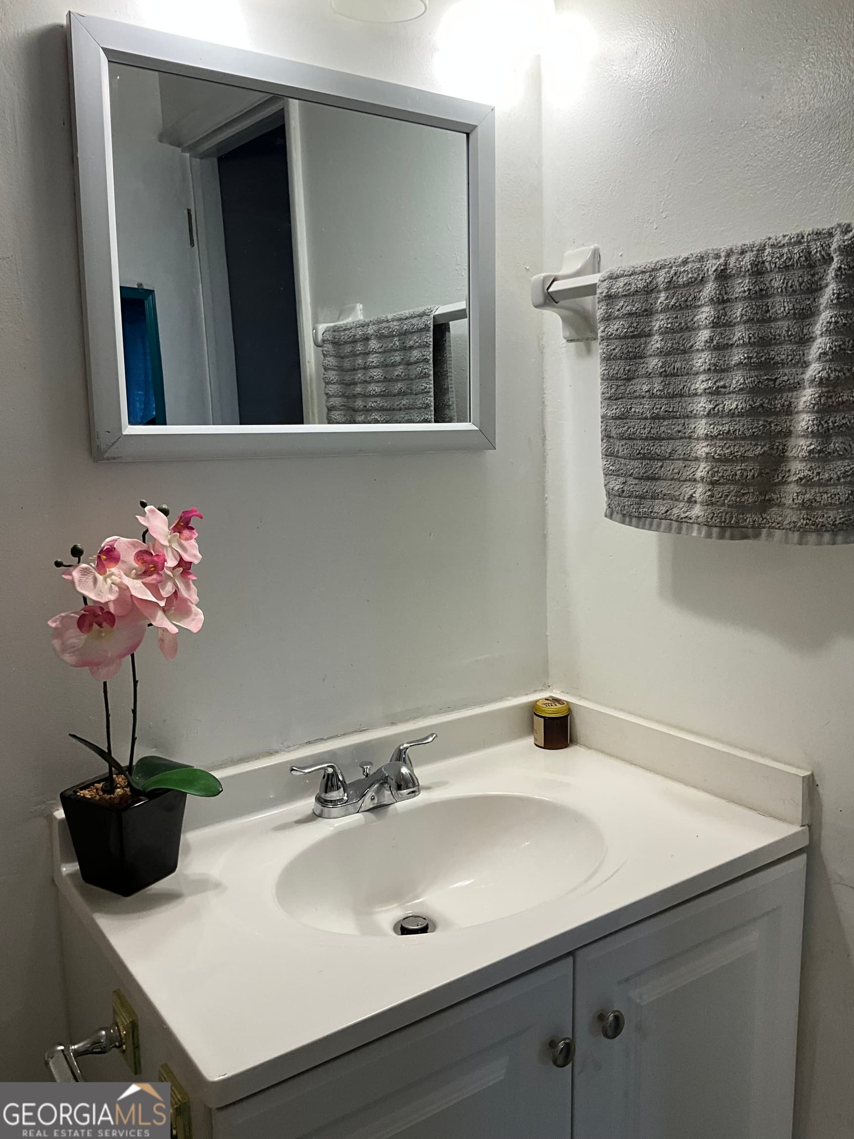 3 bedroom, 2 bathroom single family residence for sale at 6146 Hickory Drive, Forest Park, GA 30297 — photo 10