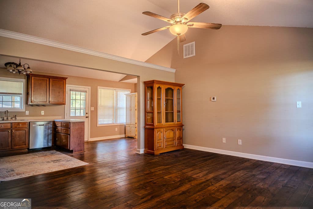 3 bedroom, 2 bathroom, 1,443 sq ft single family residence for sale at 980 W Ellis Road, Griffin, GA 30223 — photo 9