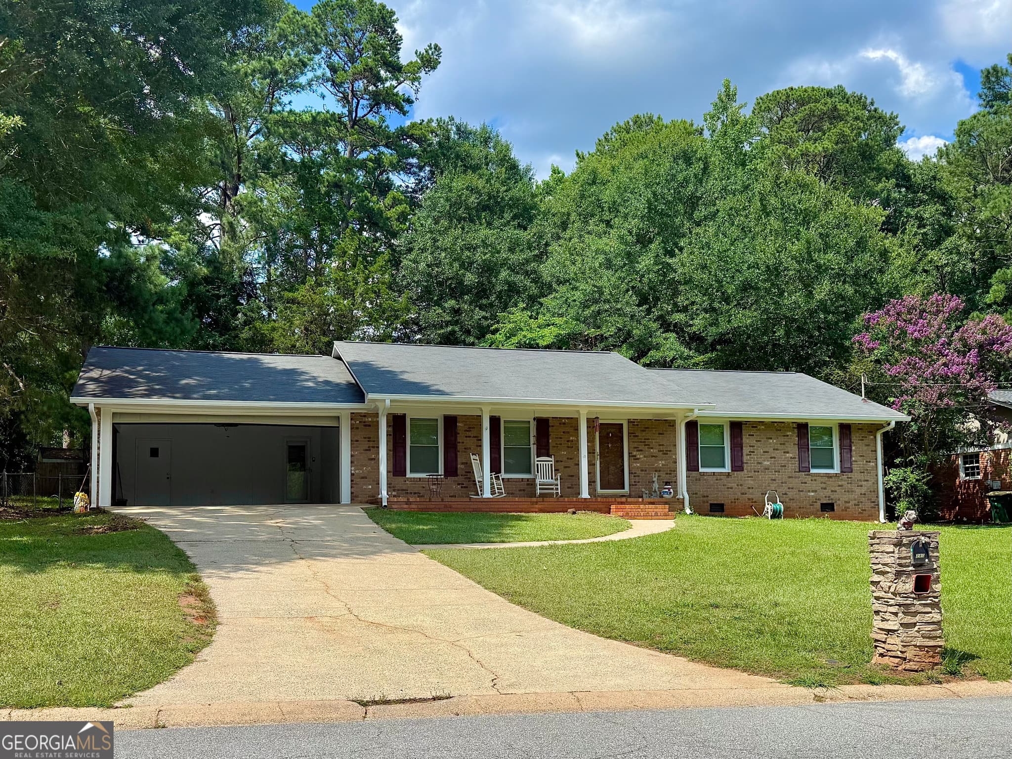3 bedroom, 2 bathroom, 1,556 sq ft single family residence for sale at 280 Davis Street, Athens, GA 30606