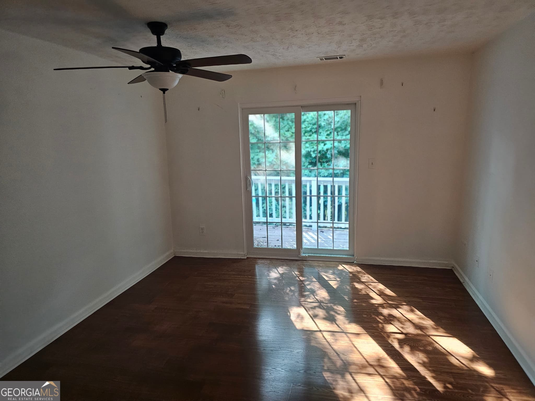 2 bedroom, 2 bathroom, 1,150 sq ft condominium for sale at 1909 Brian Way, Decatur, GA 30033 — photo 6