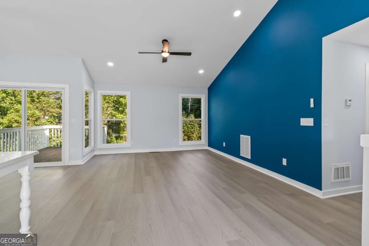 4 bedroom, 3 bathroom, 1,958 sq ft single family residence for sale at 590 Pinnacle Point, Lithonia, GA 30058 — photo 6