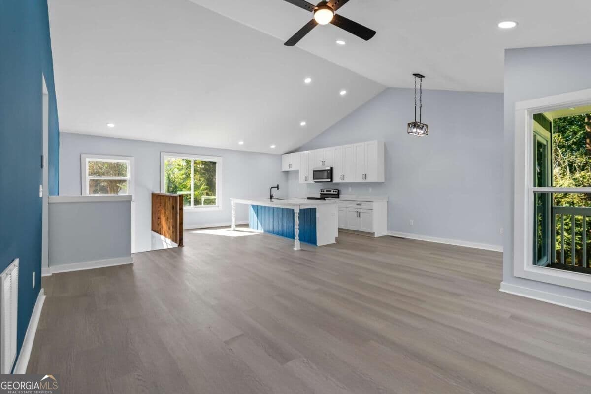 4 bedroom, 3 bathroom, 1,958 sq ft single family residence for sale at 590 Pinnacle Point, Lithonia, GA 30058 — photo 7