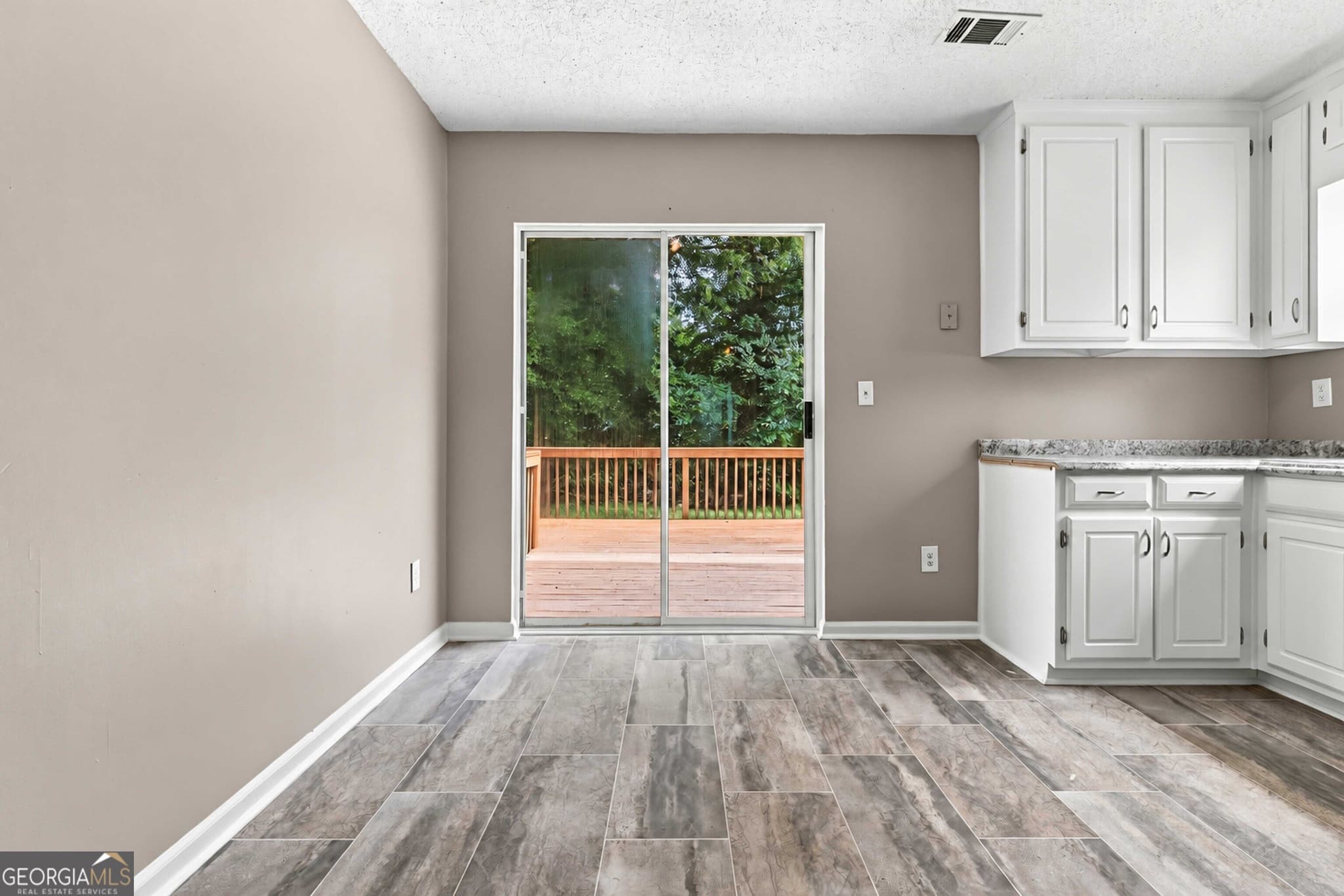 3 bedroom, 2.5 bathroom, 1,560 sq ft single family residence for rent at 7049 Sir Galahad Way, Jonesboro, GA 30236 for $1,850 a month — photo 6