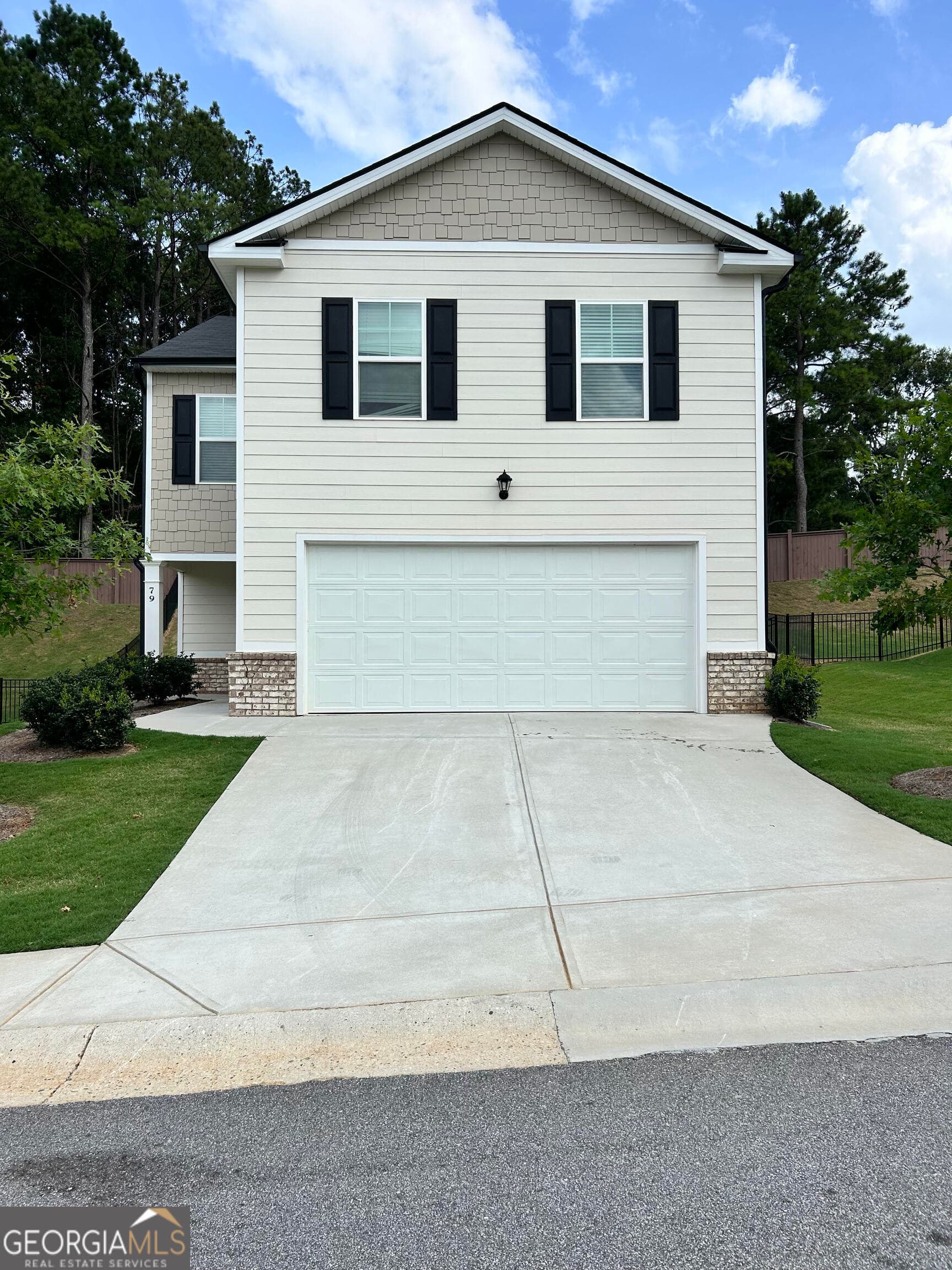 4 bedroom, 2.5 bathroom, 1,929 sq ft single family residence for rent at 79 Coastal Drive, Statham, GA 30666 for $1,999 a month