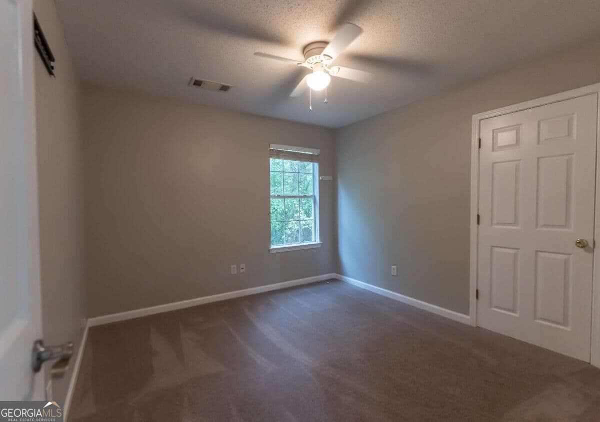 4 bedroom, 3 bathroom, 2,681 sq ft single family residence for sale at 3458 Craggy Perch, Douglasville, GA 30135 — photo 5