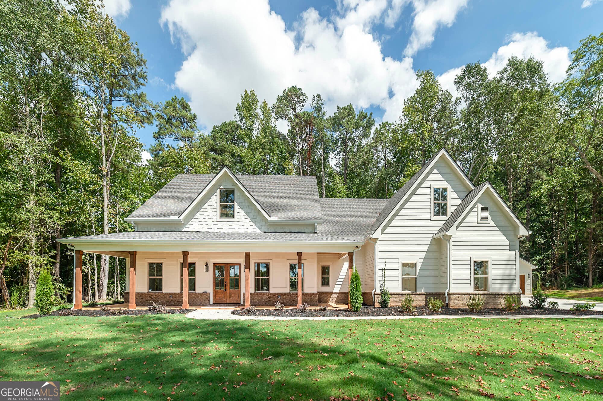 5 bedroom, 3.5 bathroom, 3,890 sq ft single family residence for sale at 164 Henderson Mill, Mansfield, GA 30055 — photo 3