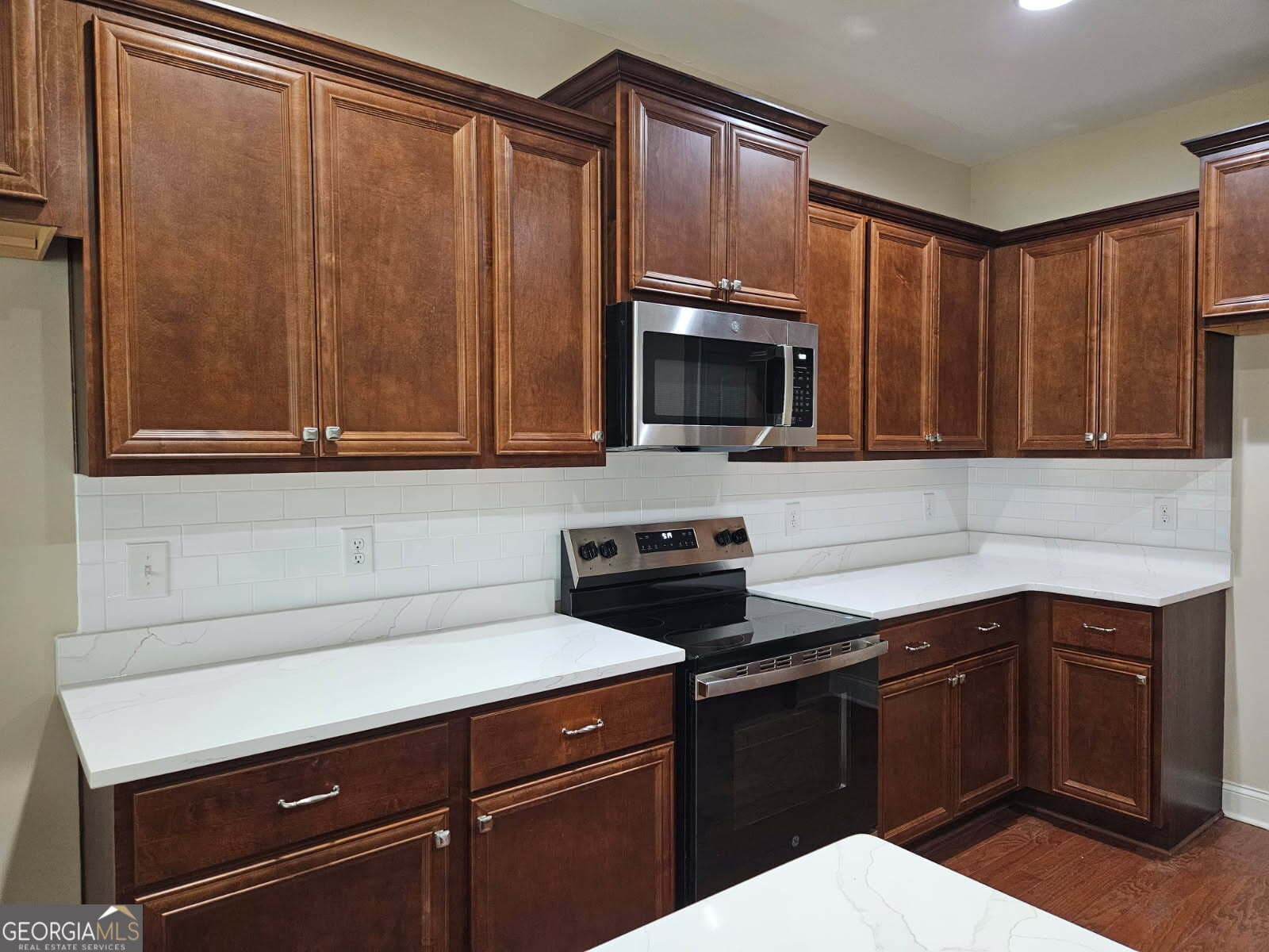 5 bedroom, 3 bathroom, 2,547 sq ft single family residence for sale at 110 Moreland Oaks Drive, Moreland, GA 30259 — photo 9