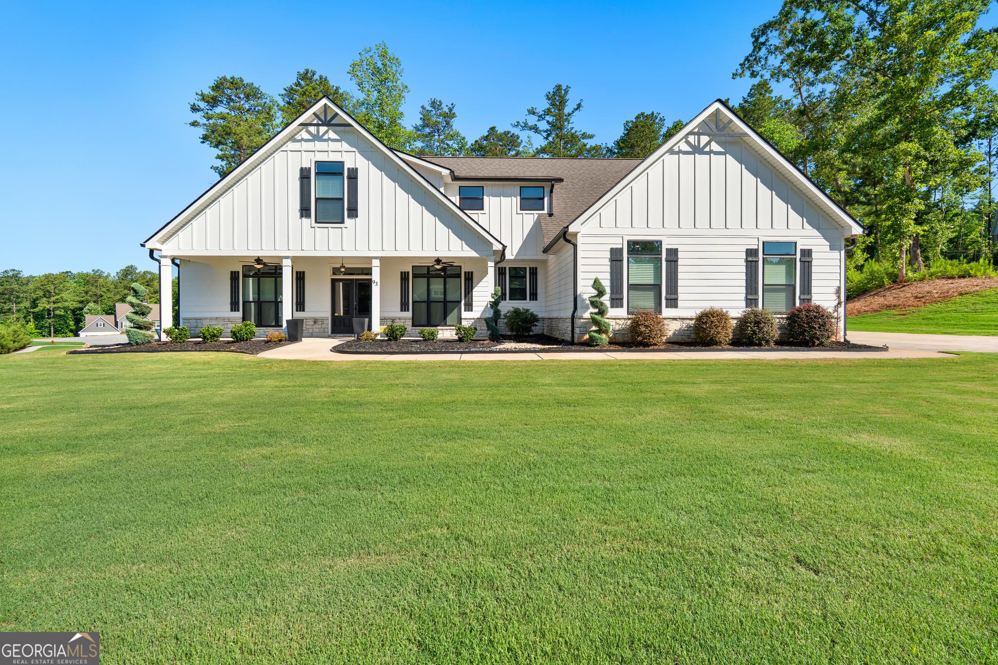 4 bedroom, 3.5 bathroom, 3,025 sq ft single family residence sold at 93 Paige Court, Newnan, GA 30263