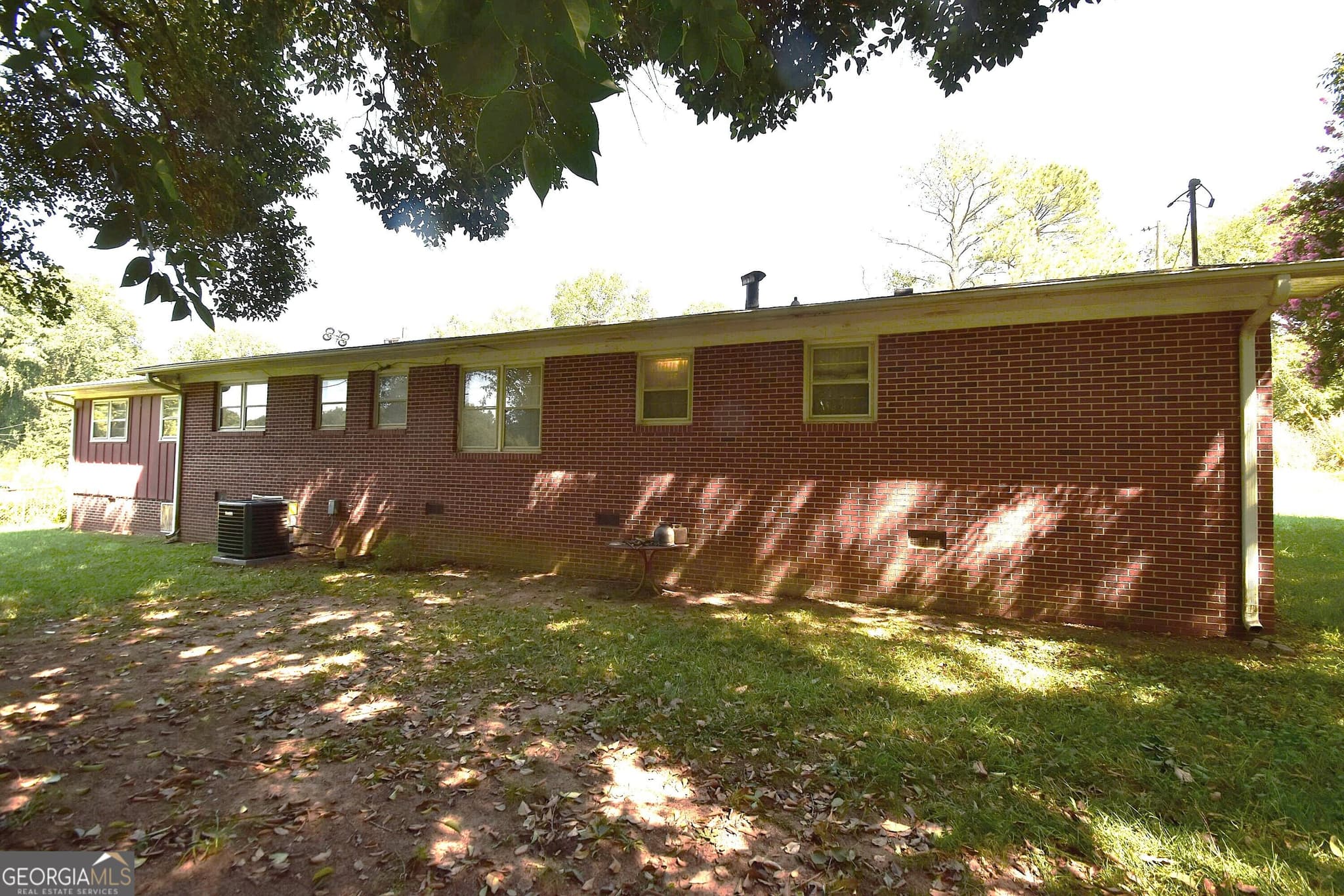 5 bedroom, 2.5 bathroom, 1,773 sq ft single family residence for sale at 163 Third Street, Lavonia, GA 30553 — photo 6